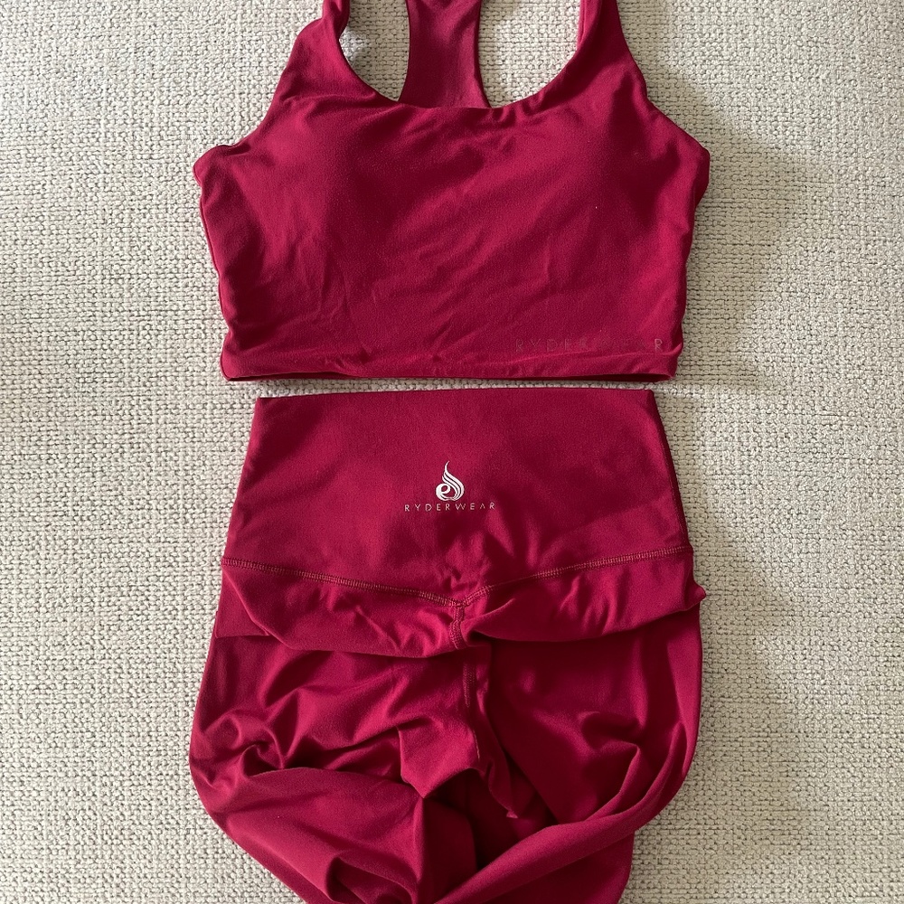 RyderWear Berry Set, Leggings and Sport Bra